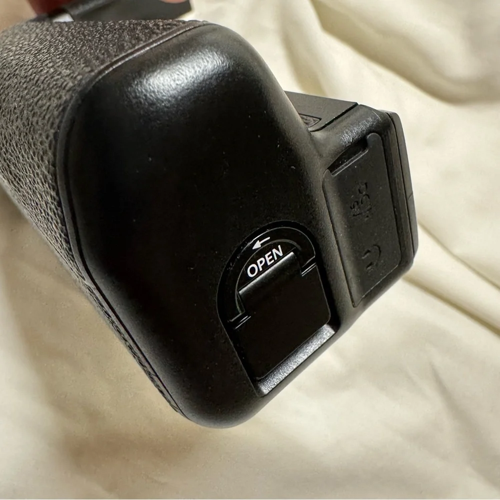 Fujifilm Vertical Power Battery Boost Grip VPB-XT2